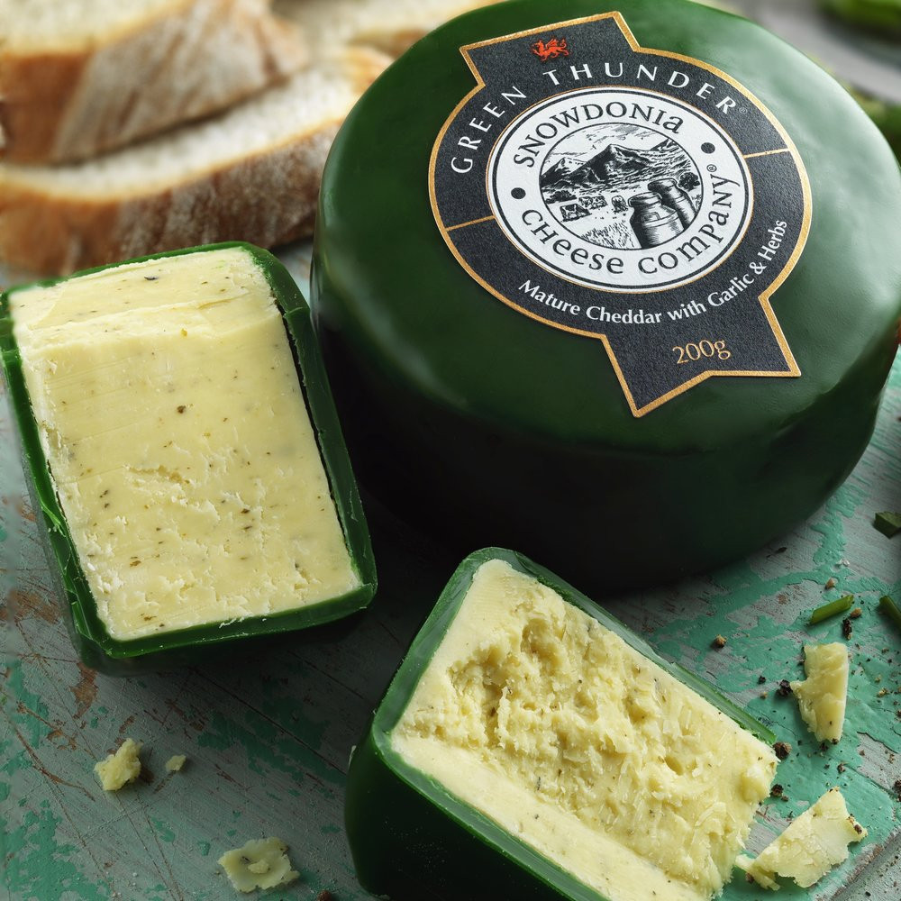 Cheese Snowdonia  Green Thunder Garlic Cheddar 200g