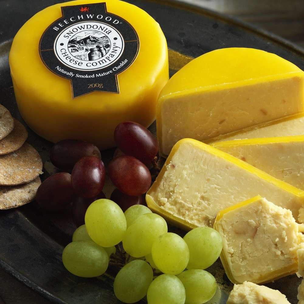 Cheese Snowdonia Beechwood Smoked Cheddar 200g